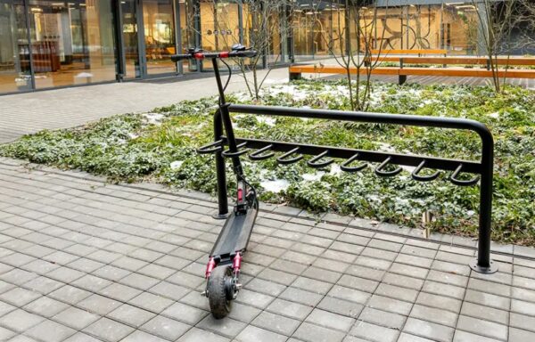 Stojak na hulajnogi Ida – 9 stanowisk - obrazek 6