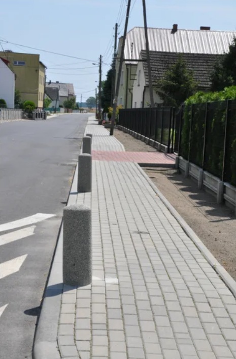 Betonowy słupek parkingowy wys. 60cm Ø 20cm - obrazek 3